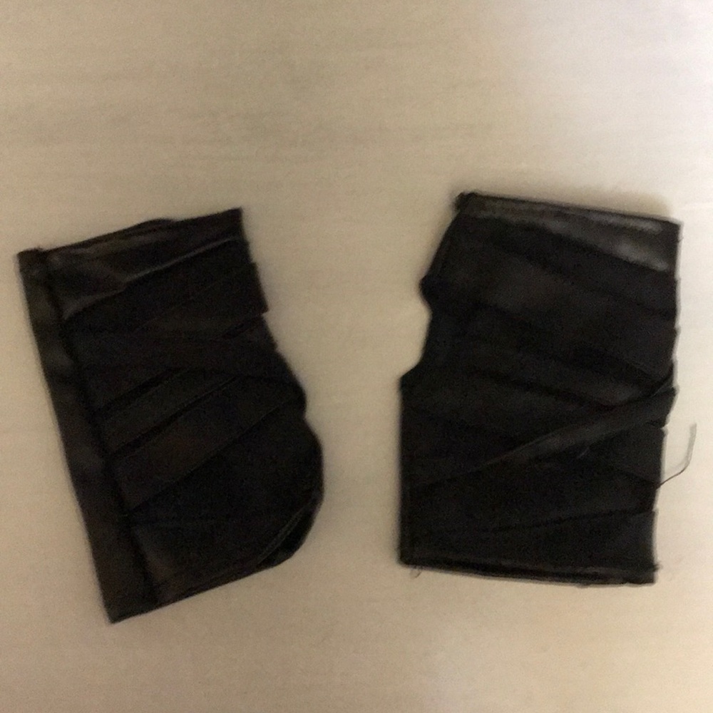 Black Fingerless Gloves